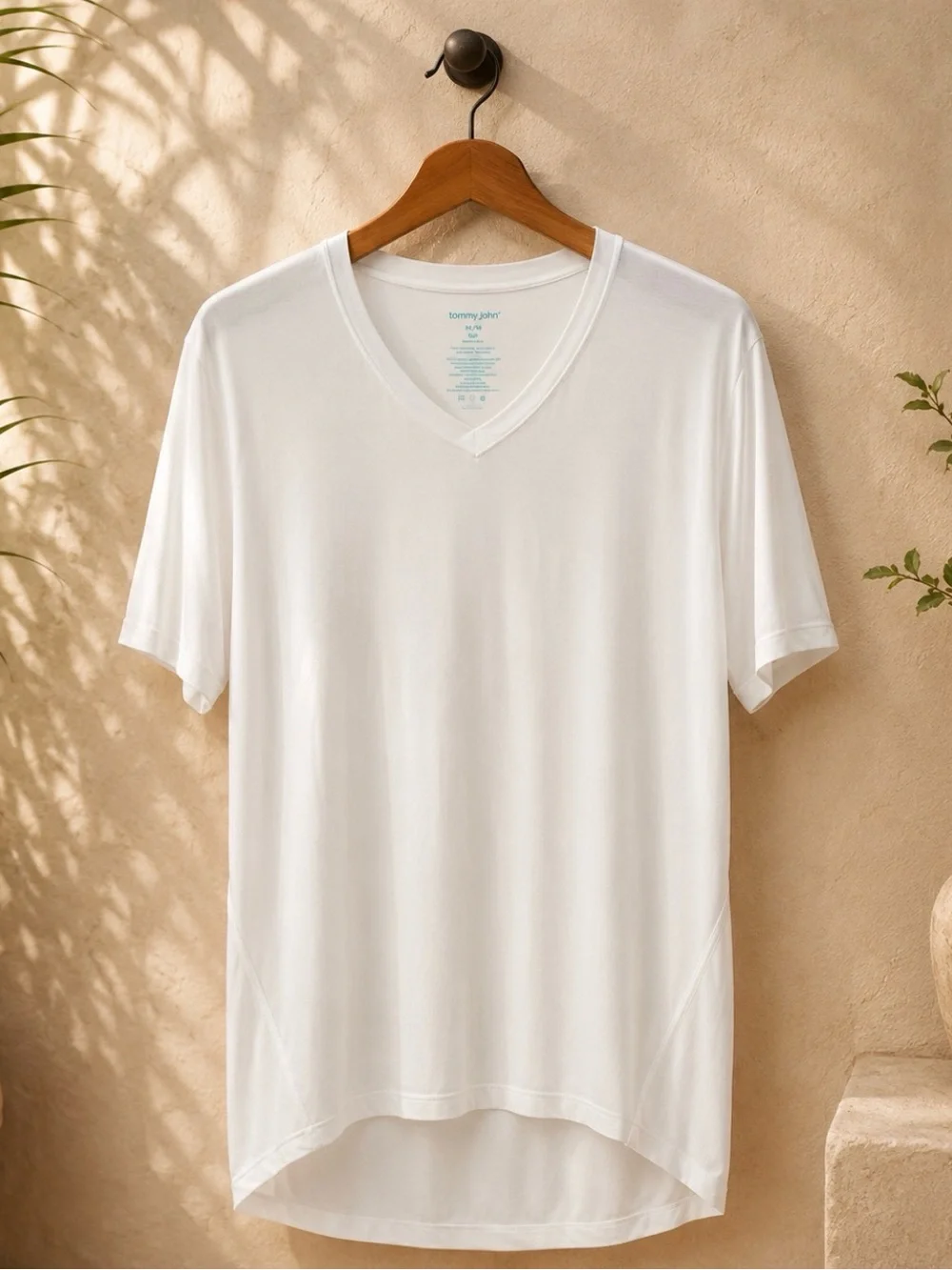 Tommy John Soft Second Skin Men's V-Neck Stay-Tucked White Undershirt